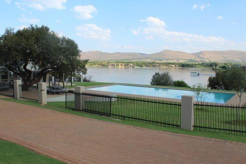 774Ways Holiday Home Hartbeespoort Eksteriør billede