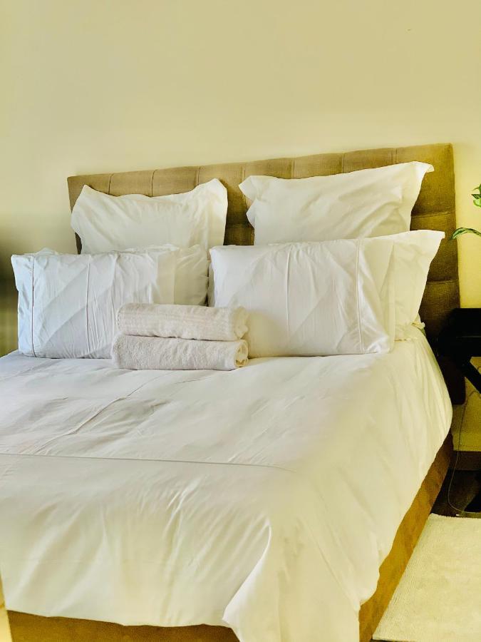 774Ways Holiday Home Hartbeespoort Eksteriør billede